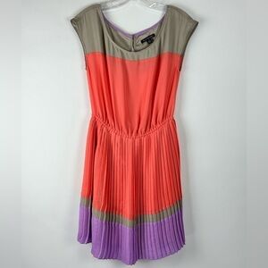 Women's Cap Sleeve Color Block Pleated Dress